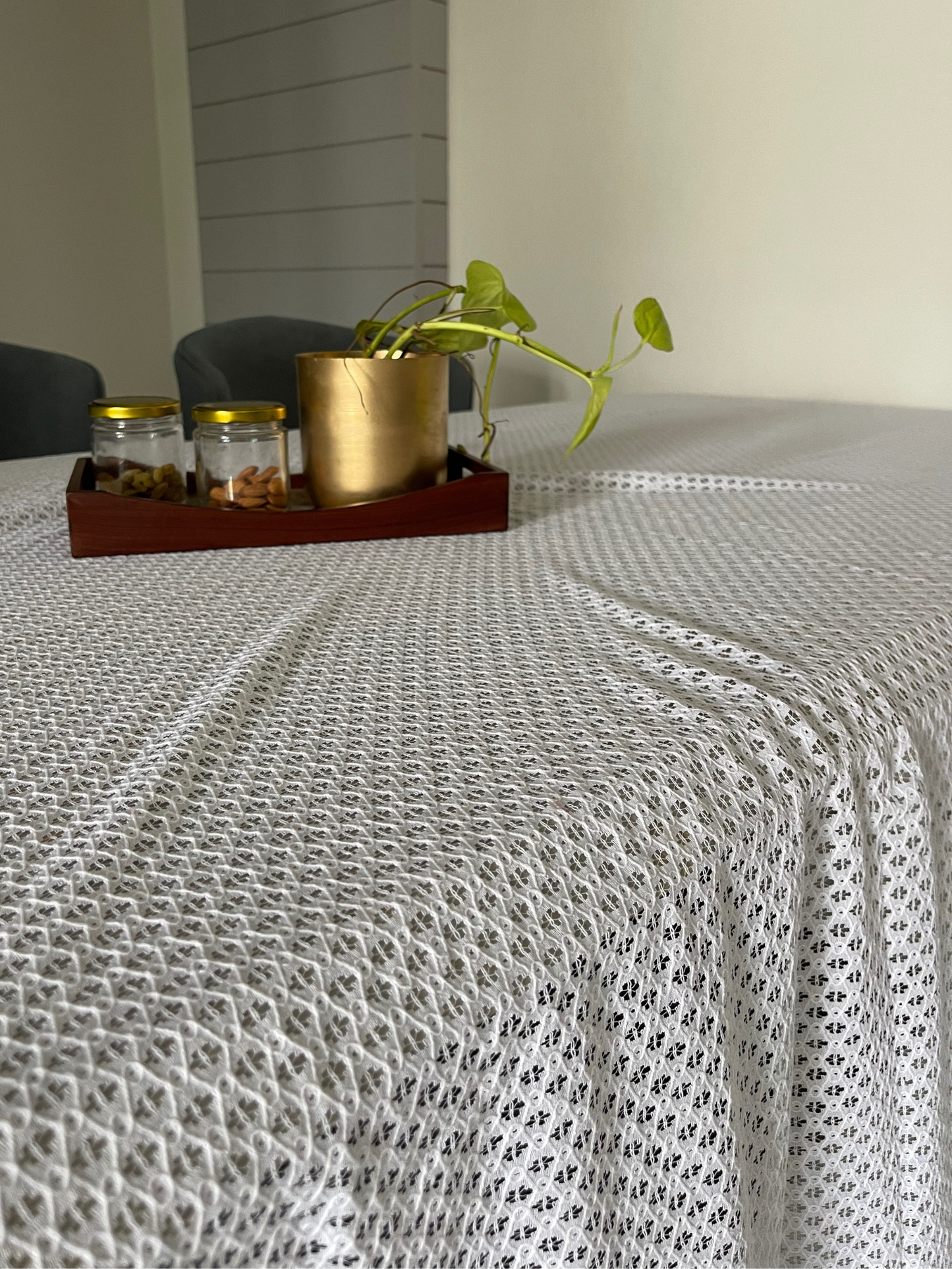fancy table cloth online in white net