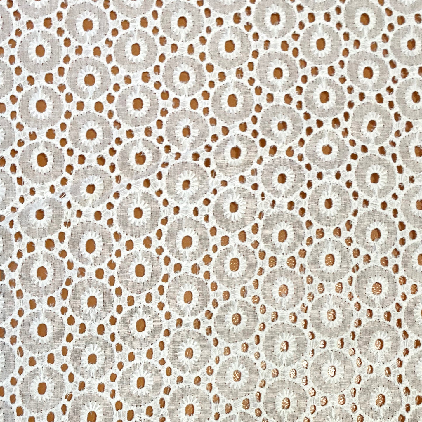 circle design eyelet hakoba fabric