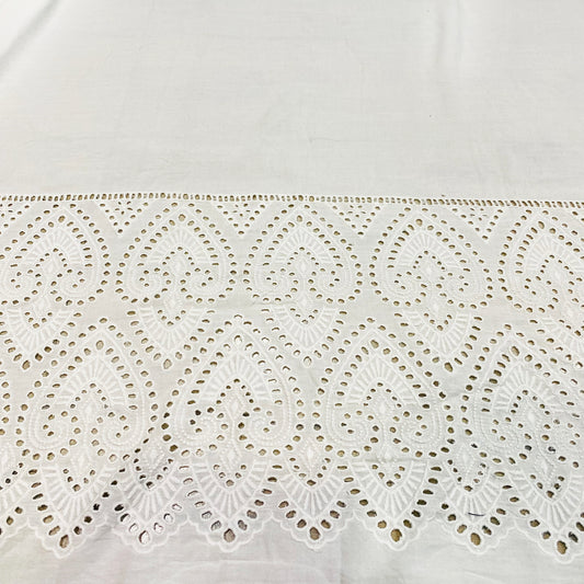 Dyeable Paan Border Cutwork Hakoba Eyelet Fabric