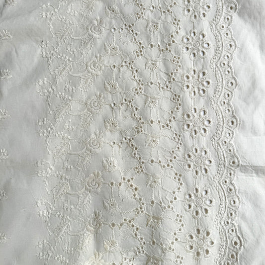 schiffli embroidery fabric in white colour