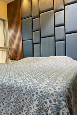blue cotton handloom large bed cover