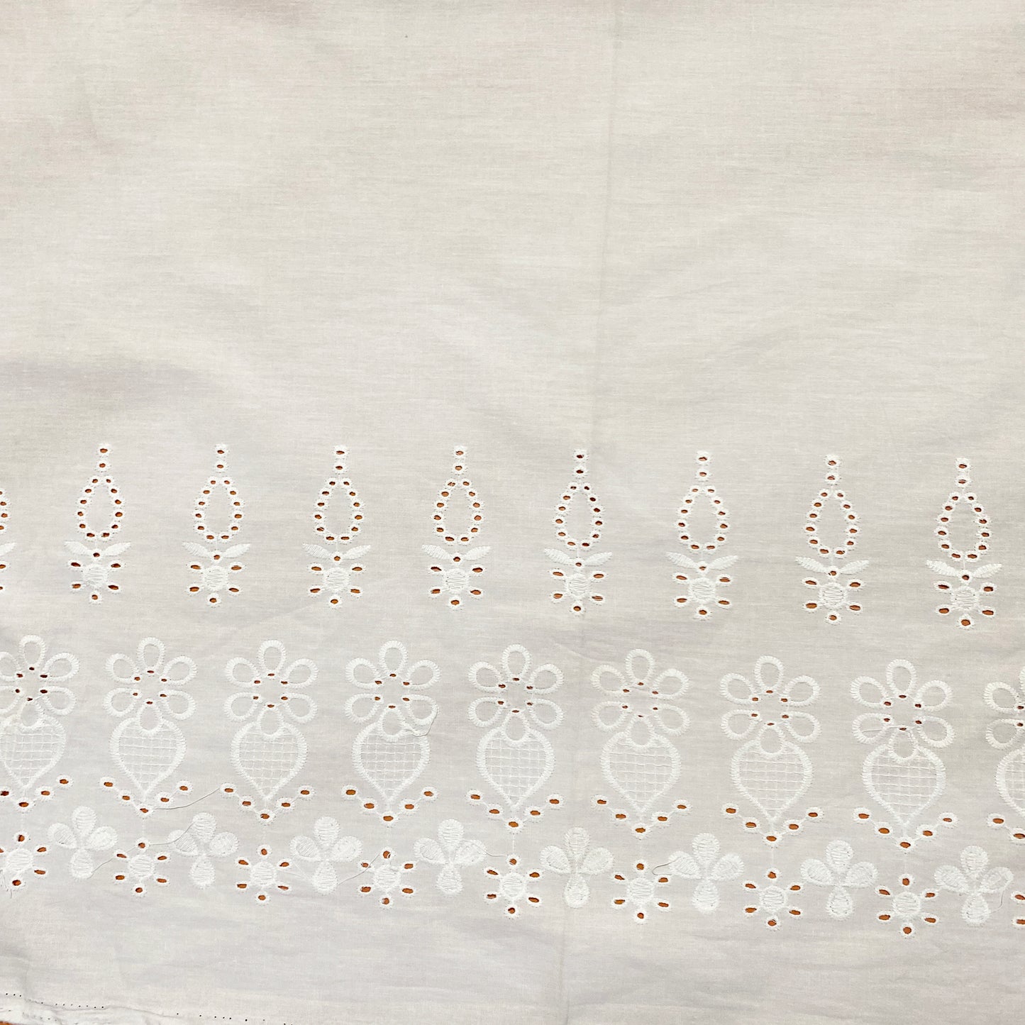 Dyeable Minimal White Schiffli Hakoba Fabric