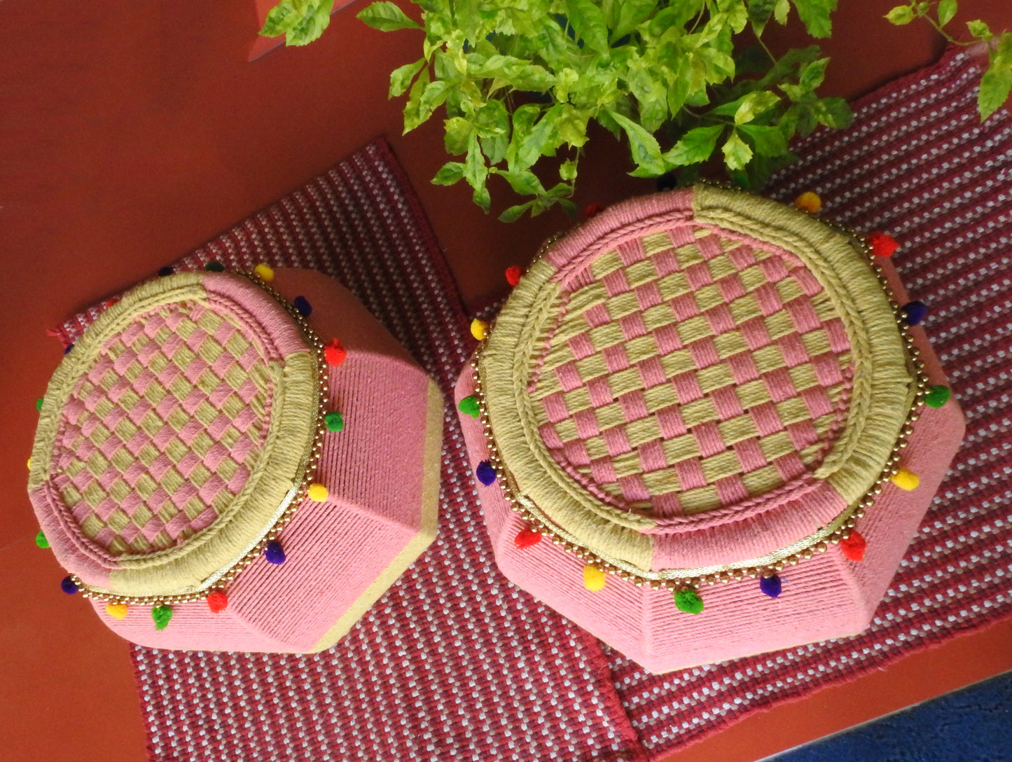 Pink Salt Embellished Mudda Seat (Single Piece)