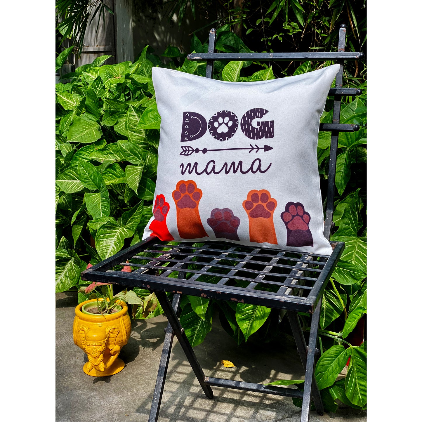 dog-mama-paw-print-cushion-cover-for-dog-lover