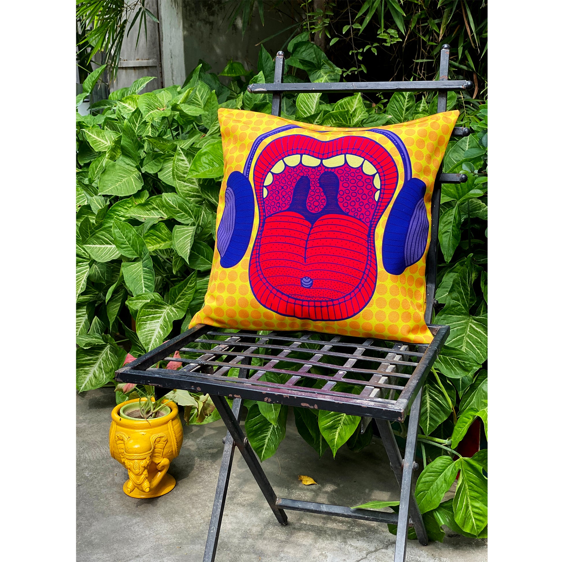 rolling-stones-pop-art-cushion-cover-for-music-lover