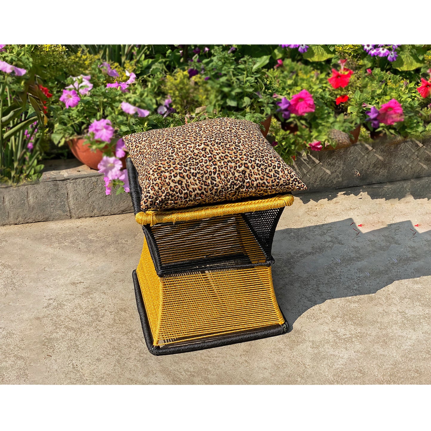 Monochrome Weatherproof Seat (Single Piece)