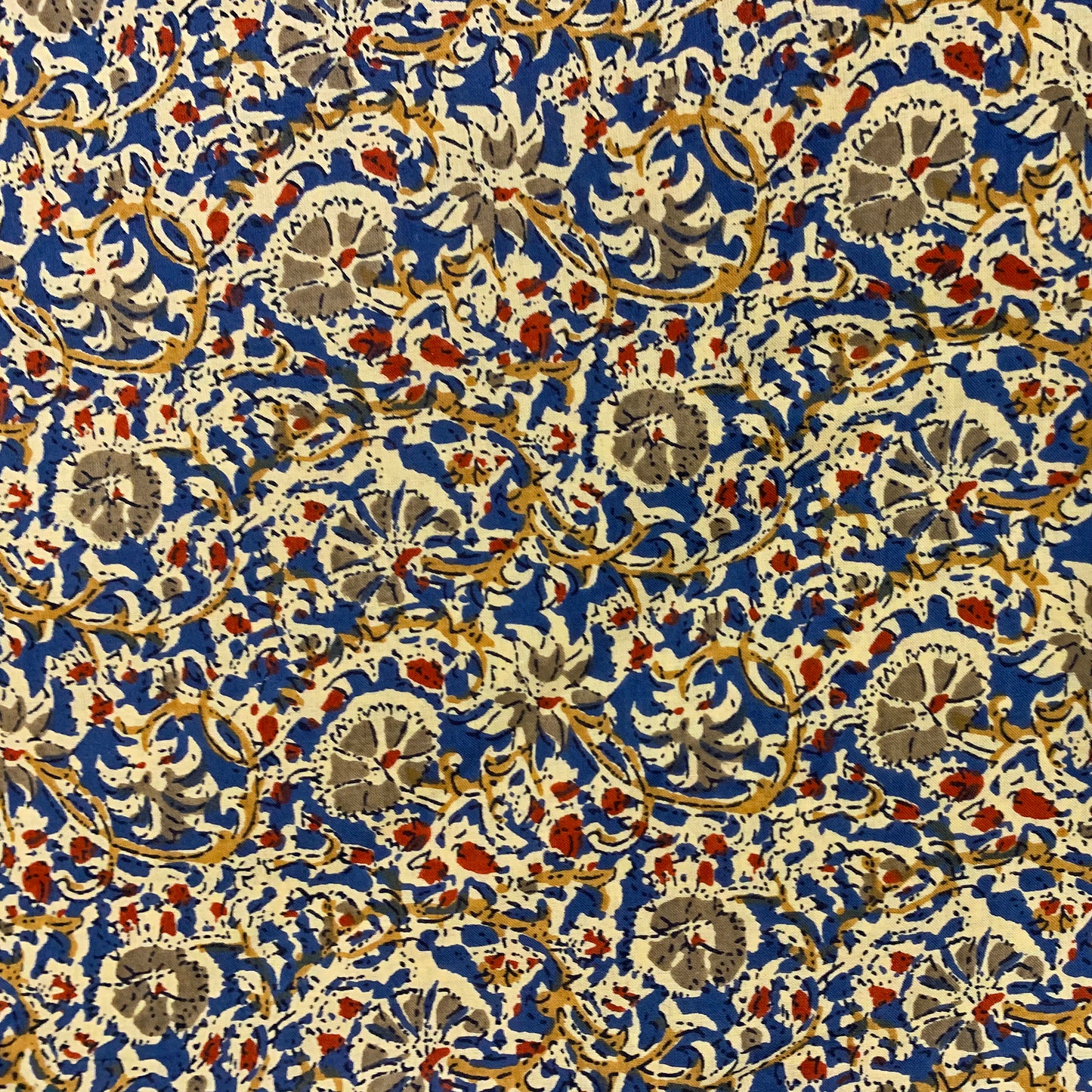 Soothing Light Printed Cotton Fabric