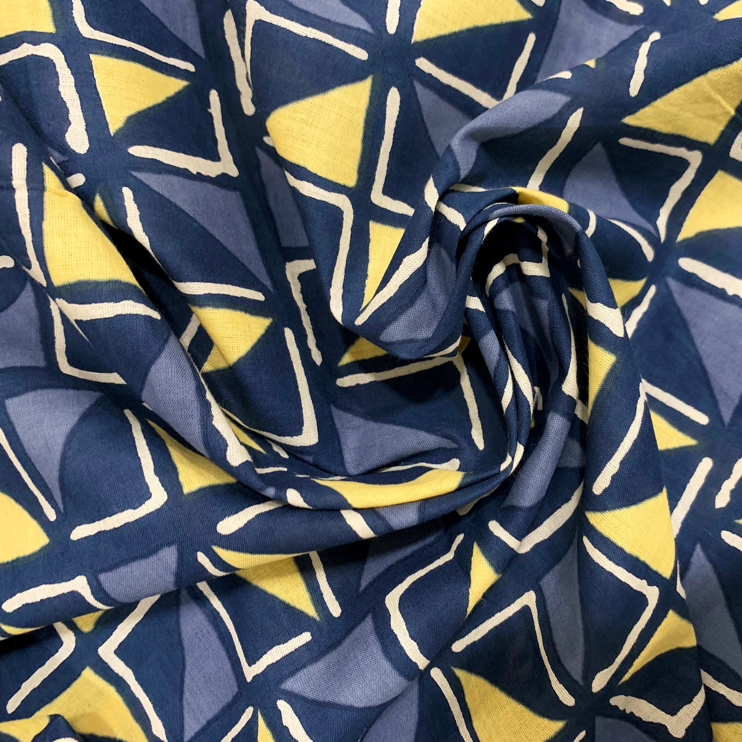 Triangle Print Soft Cotton Fabric