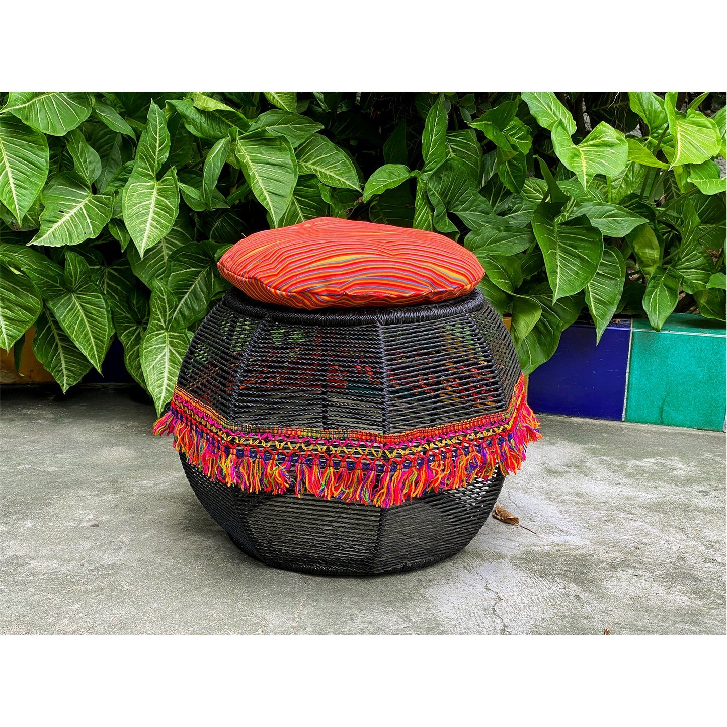 black-mudda-for-sitting