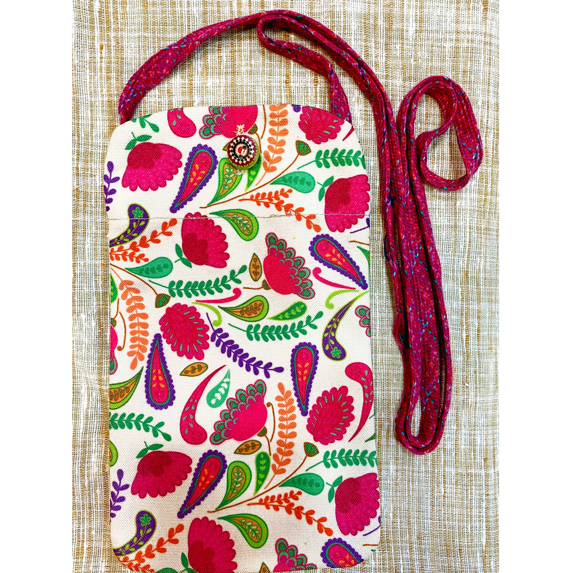 cute-sling-pouch-for-mobile-phone