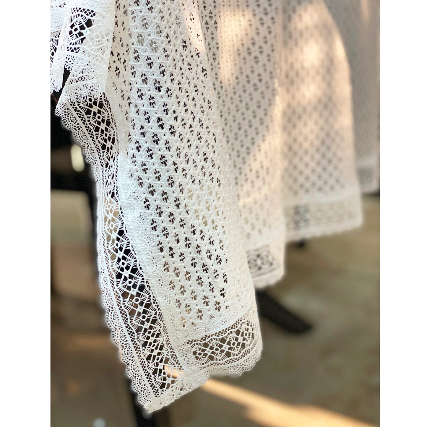 Snowfall Net Table Cloth