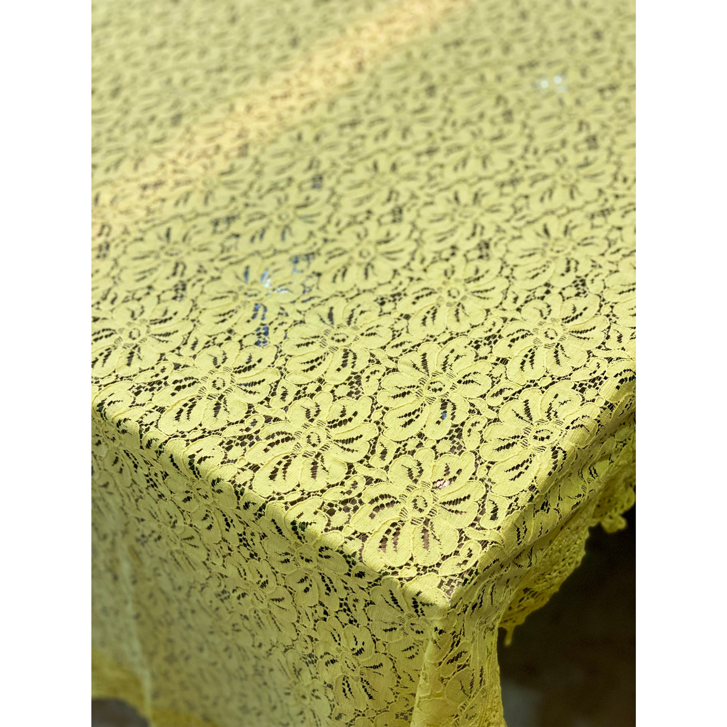 Lemon Tart Net Table Cloth