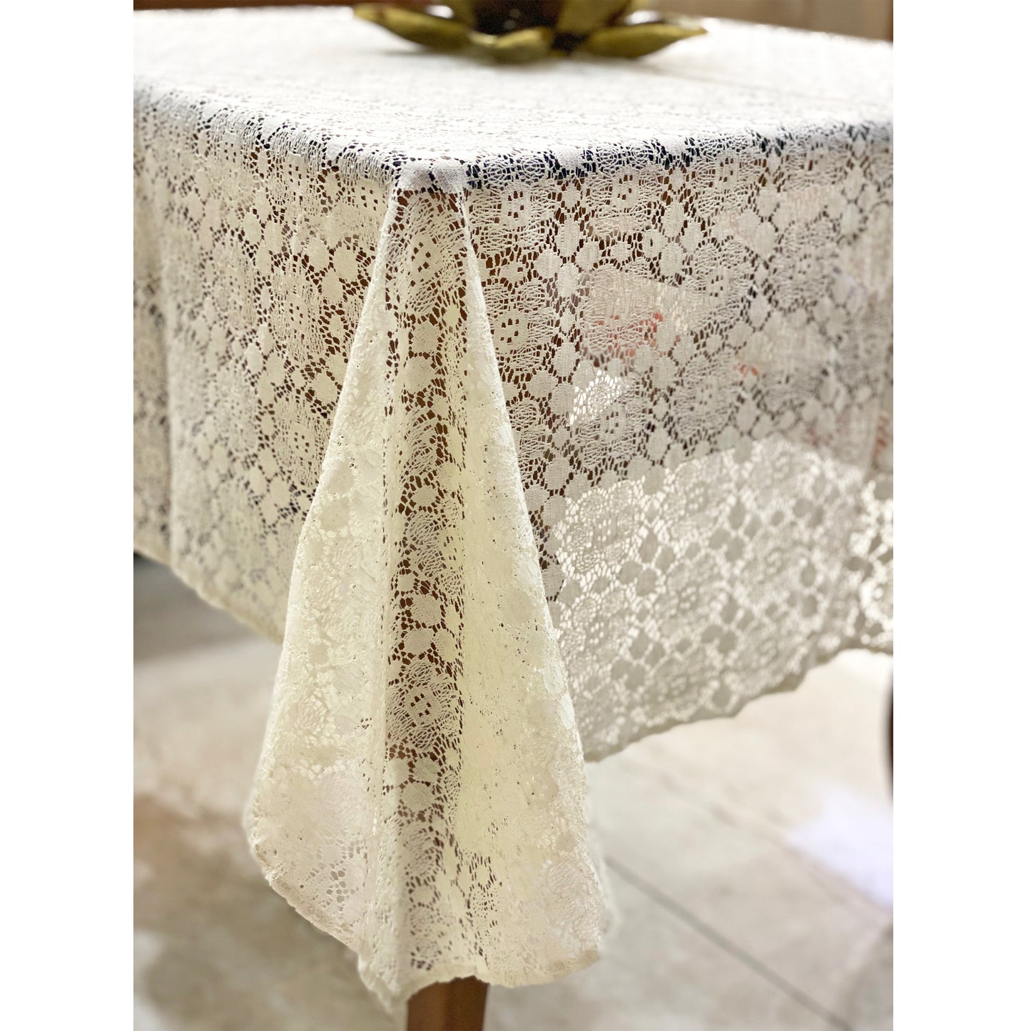small coffee table cloth in white net