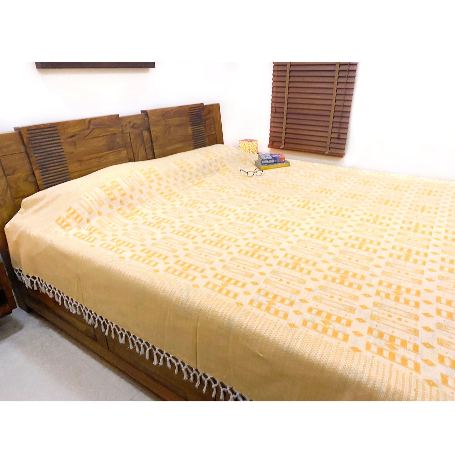 Butter Cream Reversible Bed Cover