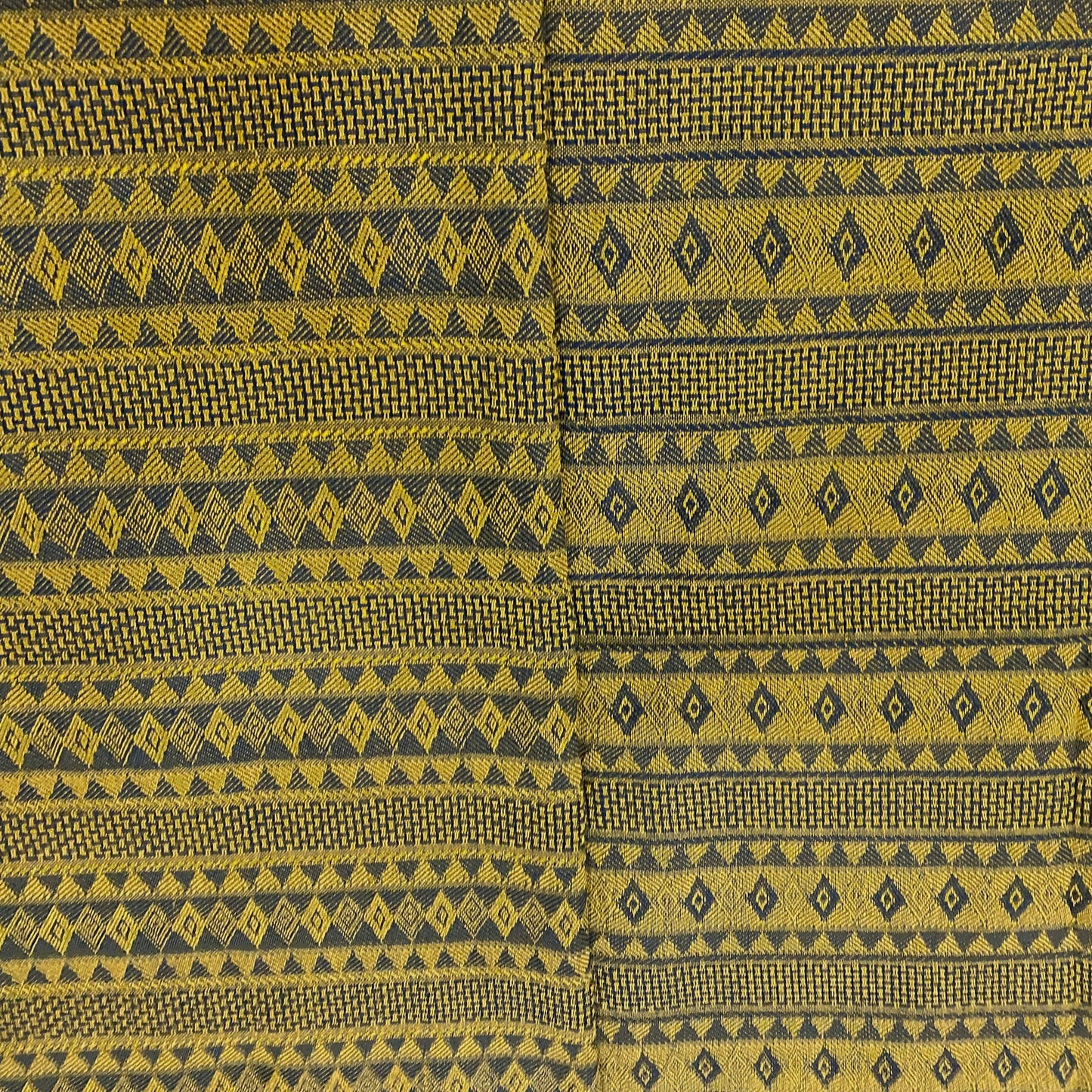 handloom-double-bed-cover-at-best-rates