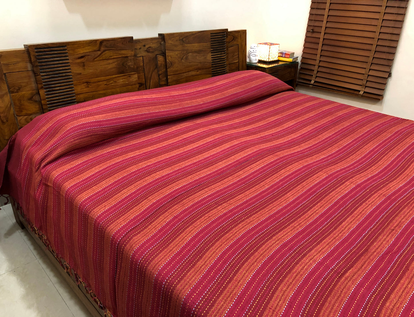 red-double-cotton-bedspread-for-kingsize-bed