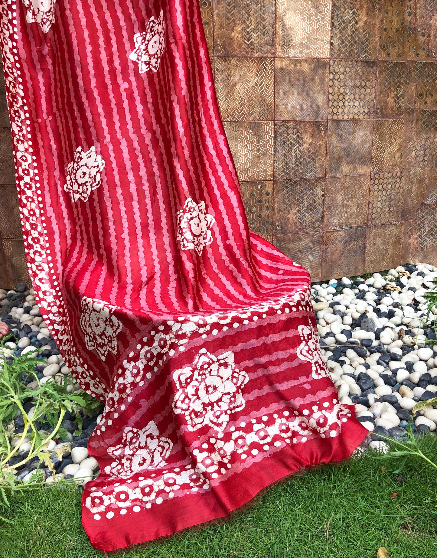 luxurious silk red dupatta