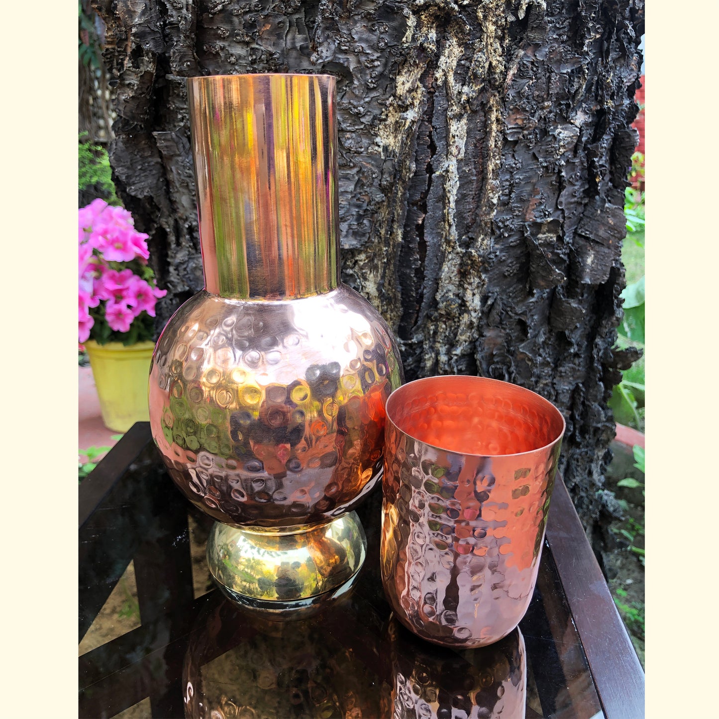 Traditional Round Water Jug With Glass