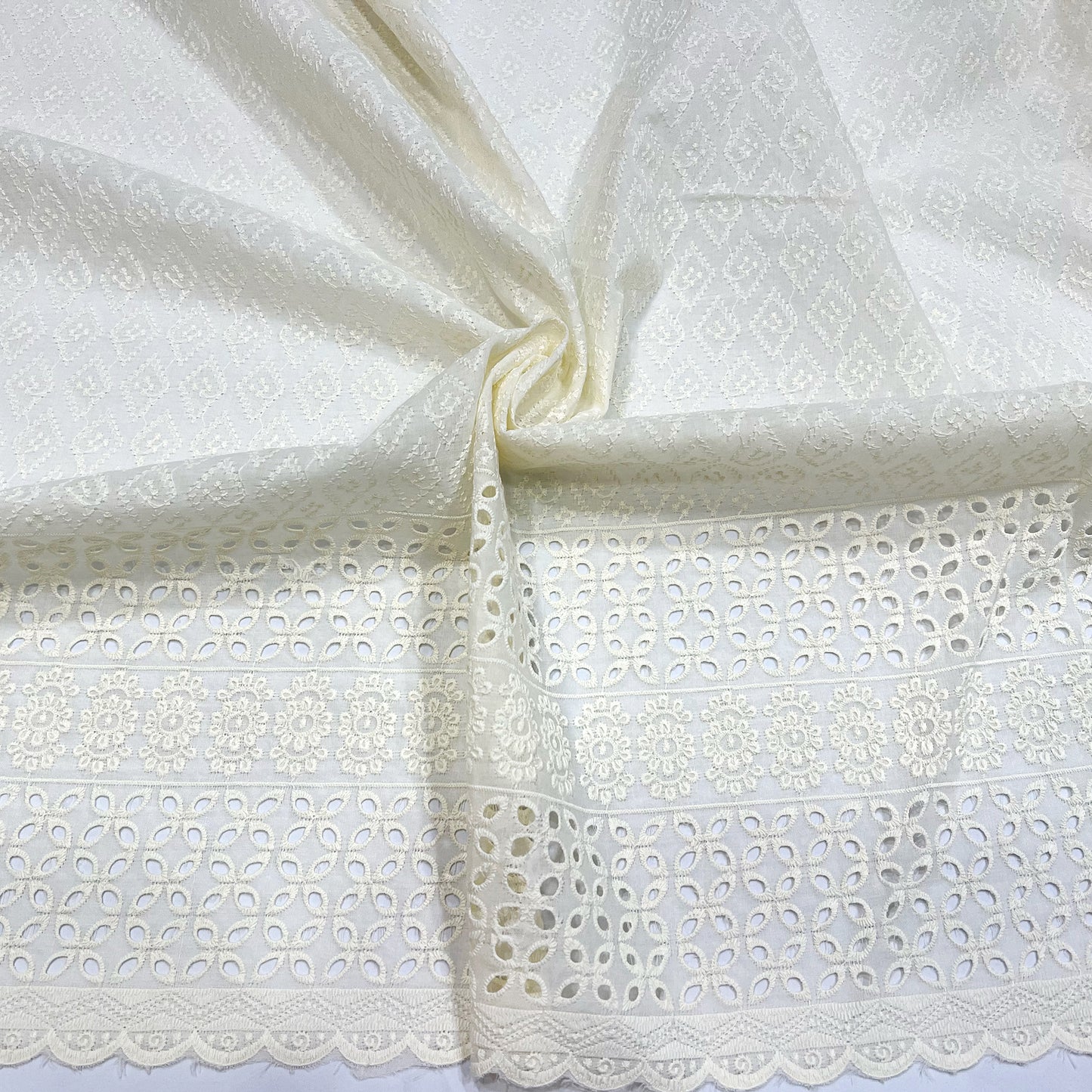 Daisy White Hakoba Cotton Fabric