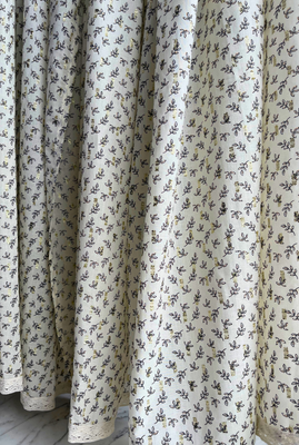 semisheer-cotton-white-curtains-with-leaf-print