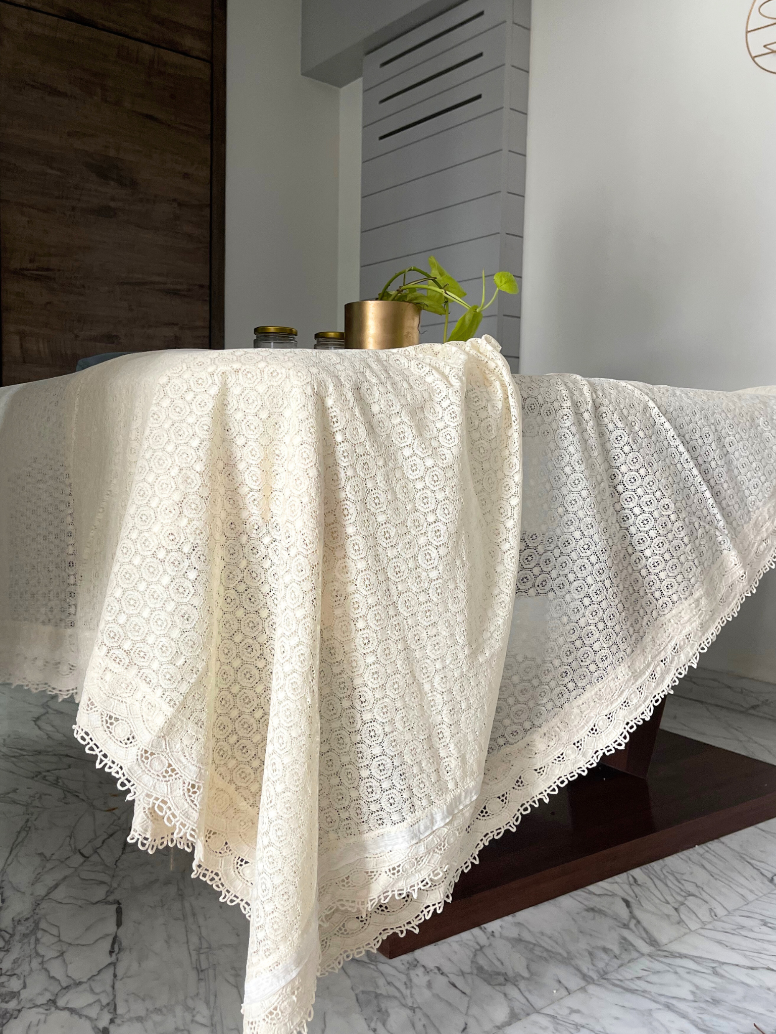 off-white-net-table-cloth-with-cream-lace-detailing