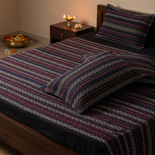 New Moon Positivity Double Bed Cover With Pillow Covers