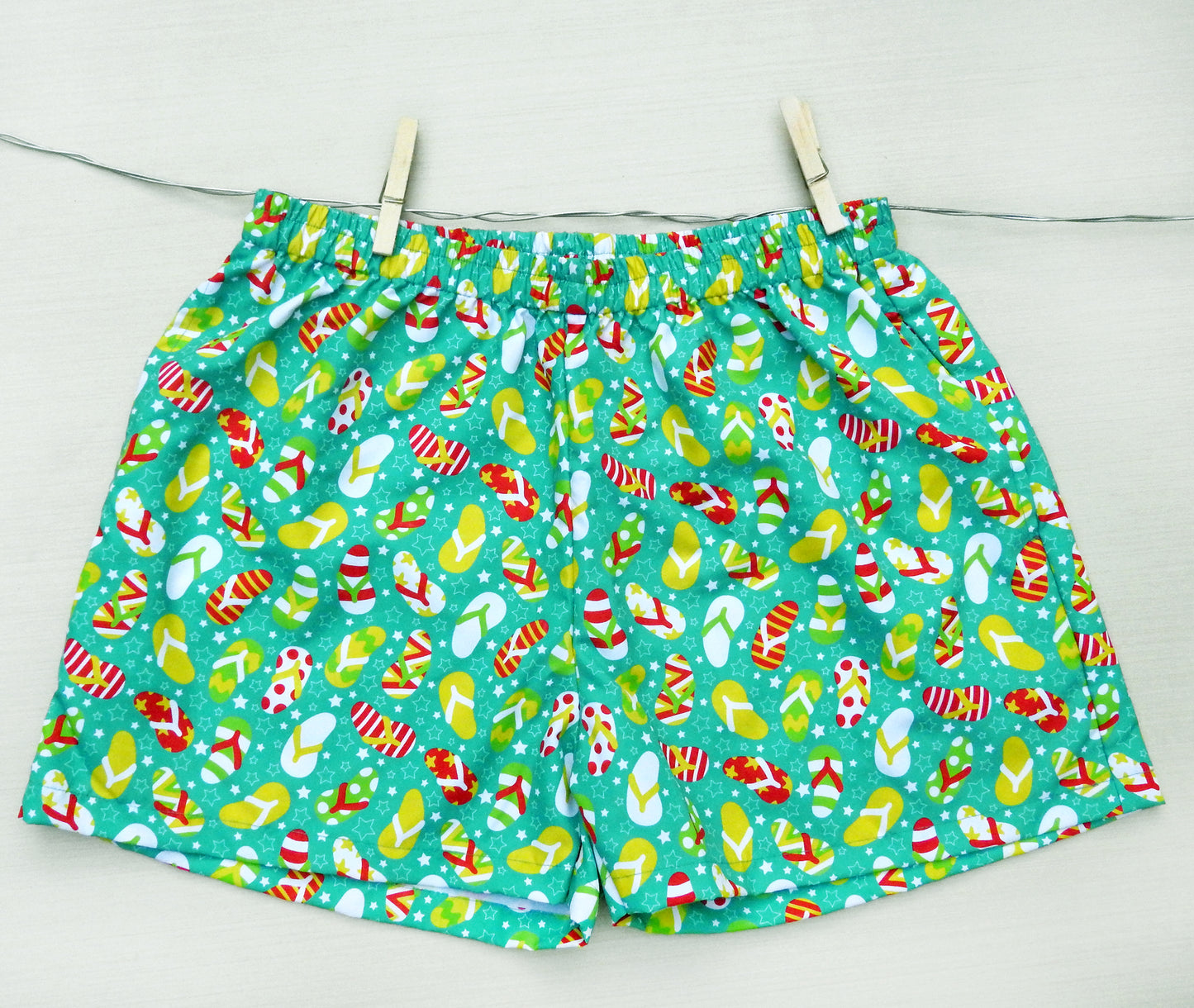 Hawai Chappal Shorts With Pockets