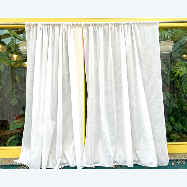 plain-white-cotton-drapes