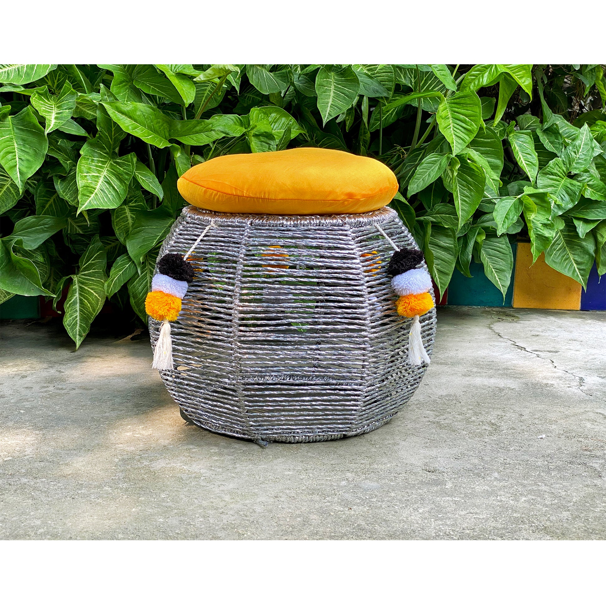 bamboo-mudda-stool