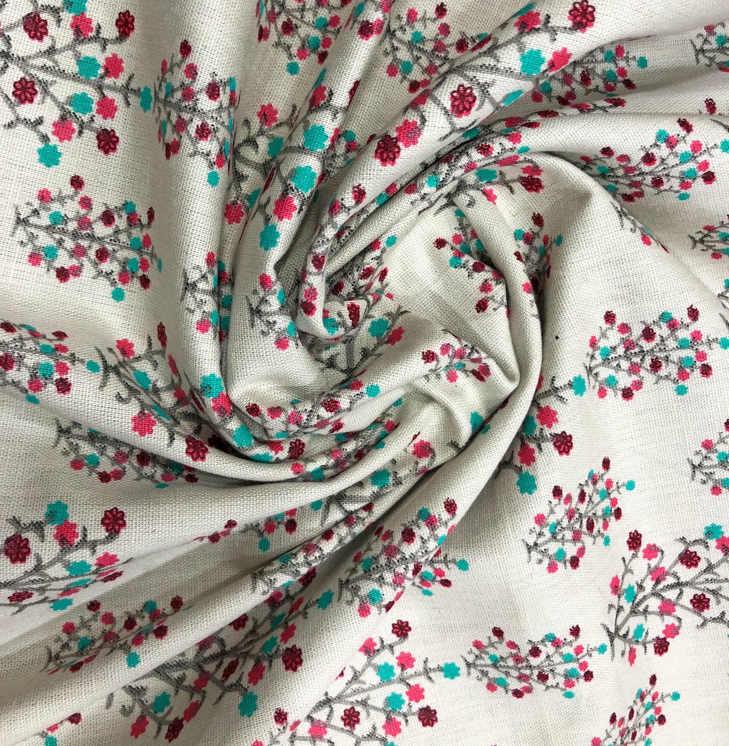 Elegant Floral Handloom Cotton Print