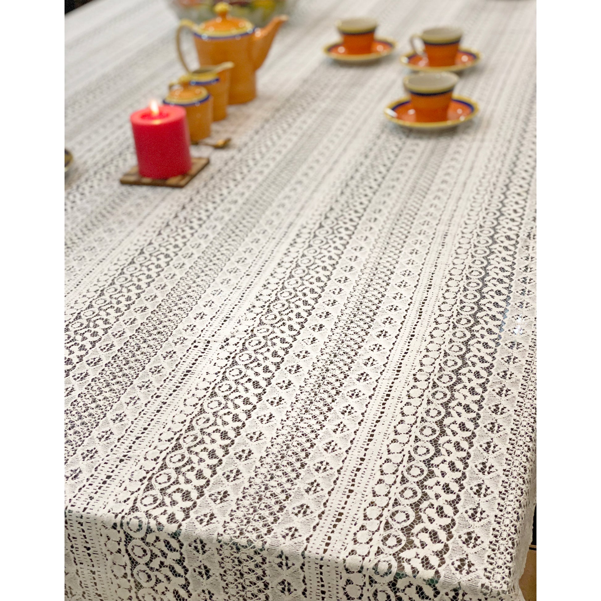 victorian-style-net-table-cloth-for-dinner-parties