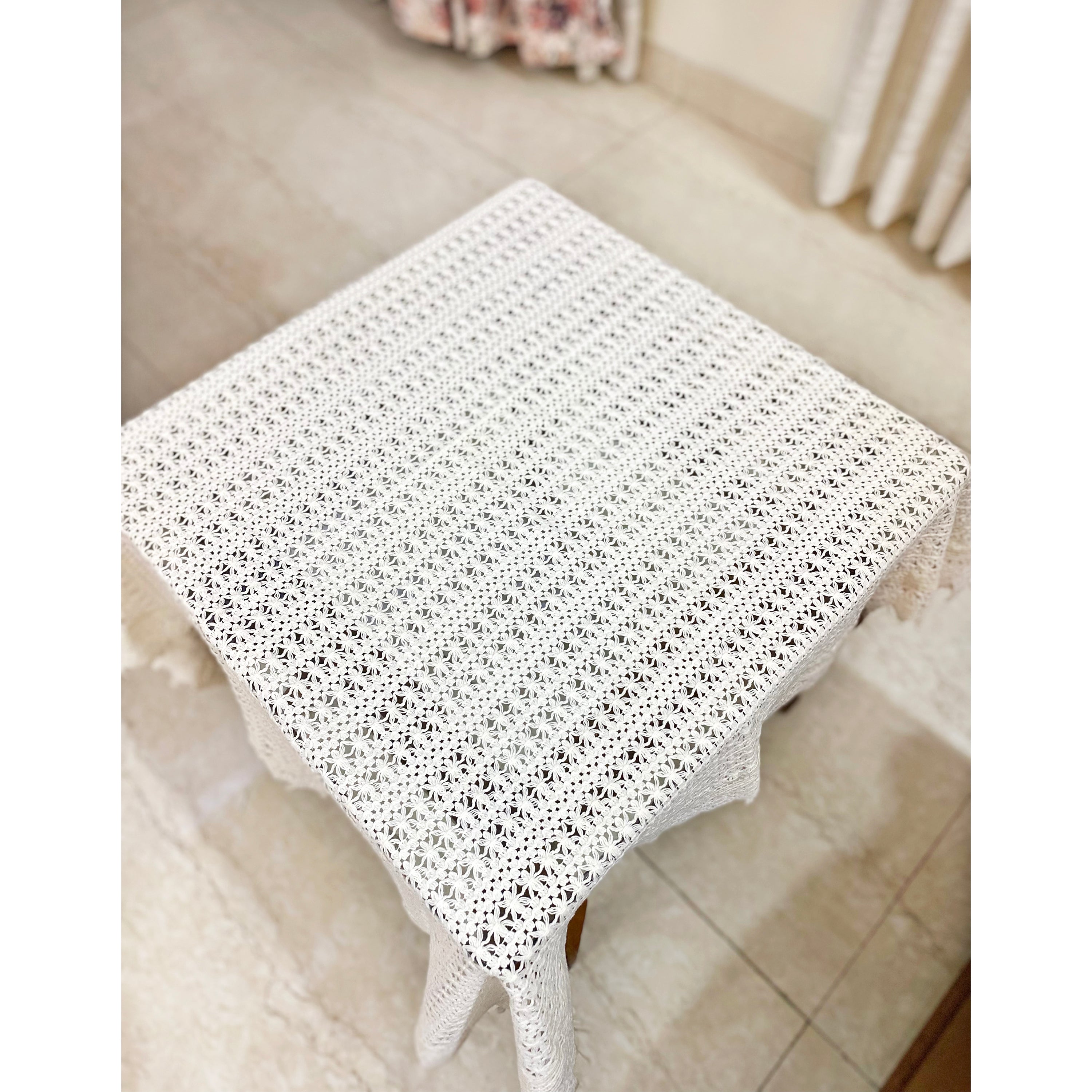 Vintage White Cotton Crochet Table Cloth, 90cmx110cm (35inch X 43inch), Hand crafted Tea Table Cover, cheapest Vintage Table Runner, häkeltischdecke