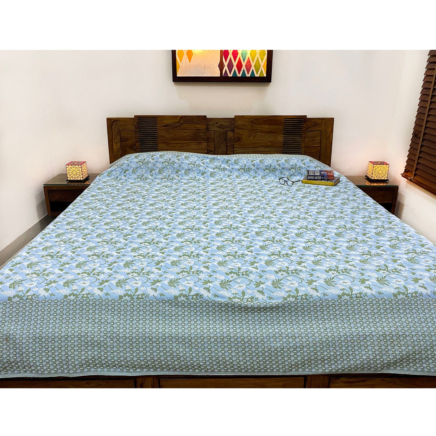 Reversible Jacquard Floral Bed Cover