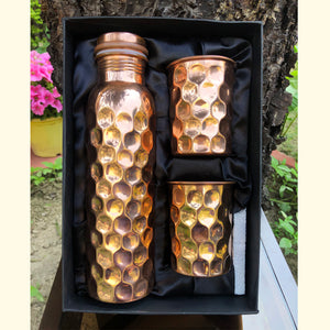 pure-copper-water-bottle-with-two-glass-set
